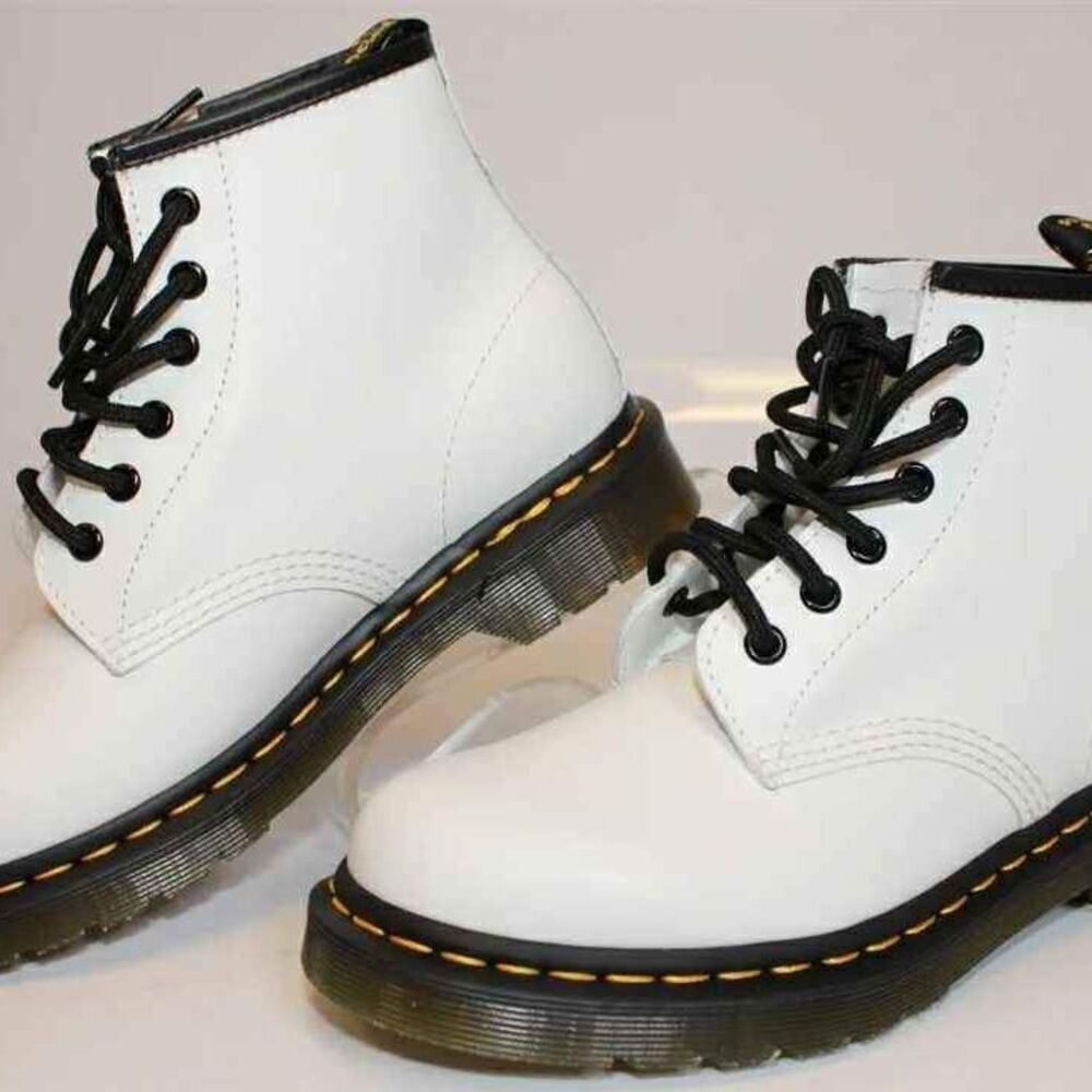 NEW Dr. Martens 101 Yellow Stitch White Leather 6-Eye Lace Up Boots Size 6